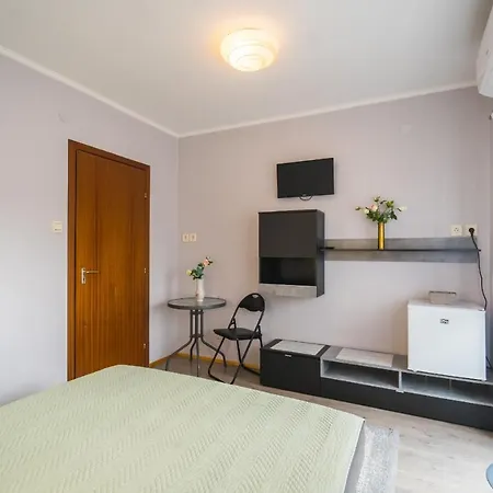 Csini Vendeghaz Guest house